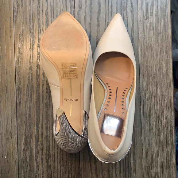 Dolce Vita Leather Pumps - Picture 4 of 10